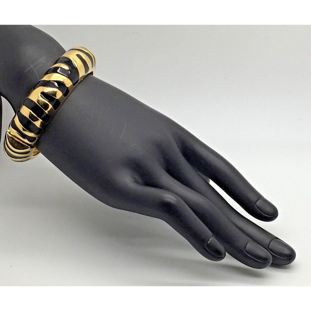 Joan Rivers Hinged Bracelet Clamper Black Gold Animal Print  Stripe  7 “ Chunky